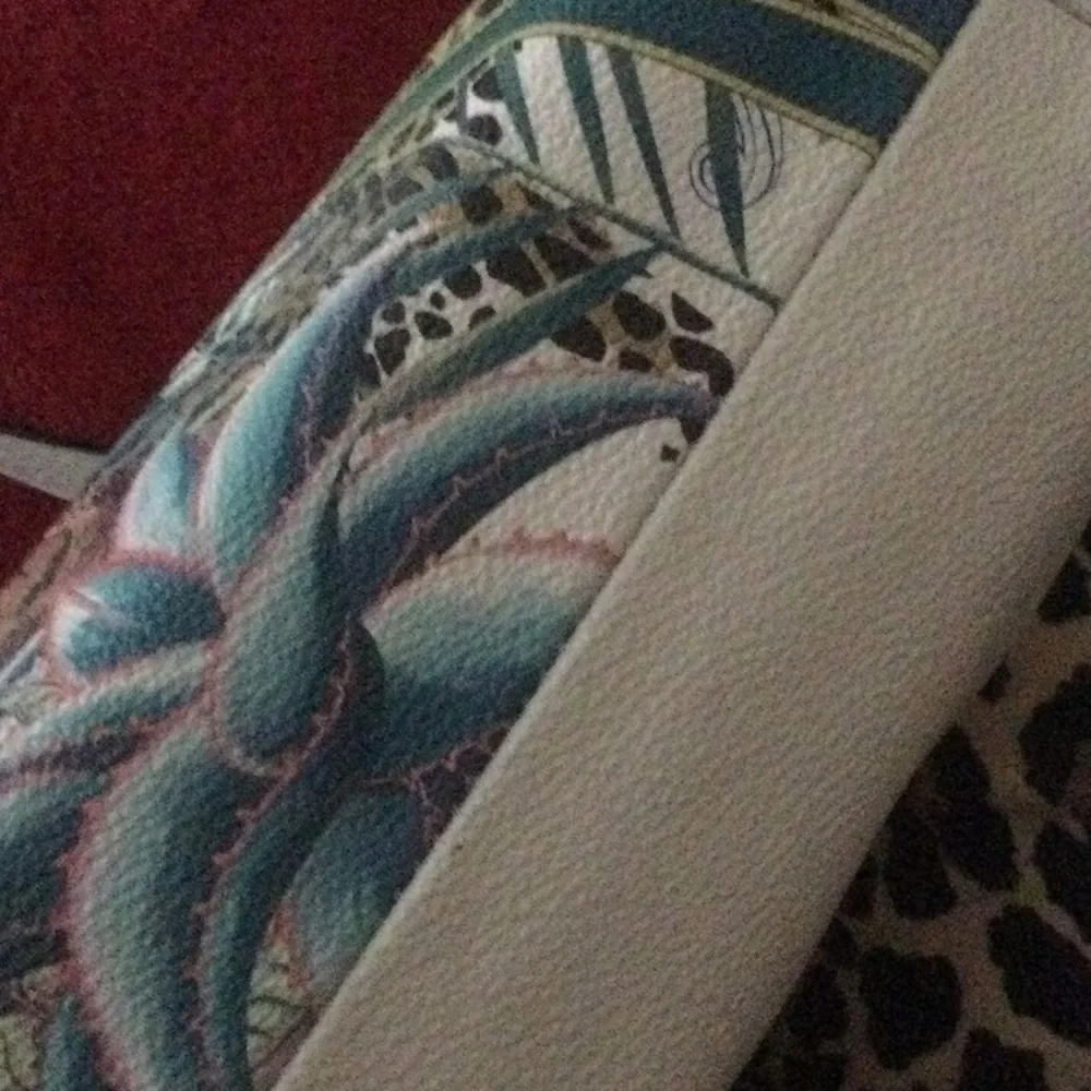 The SAK Collective ARRIBA Stone Ivory Jungle Tote Handbag Vegan Leather Beauty - Picture 6 of 7